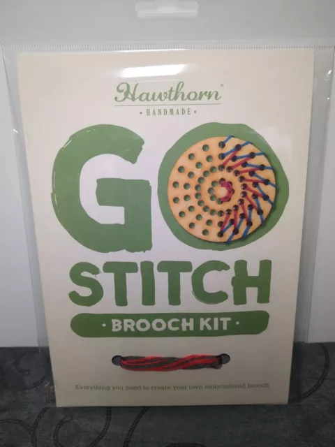 Kit de broche Go Stitch hecho a mano espino