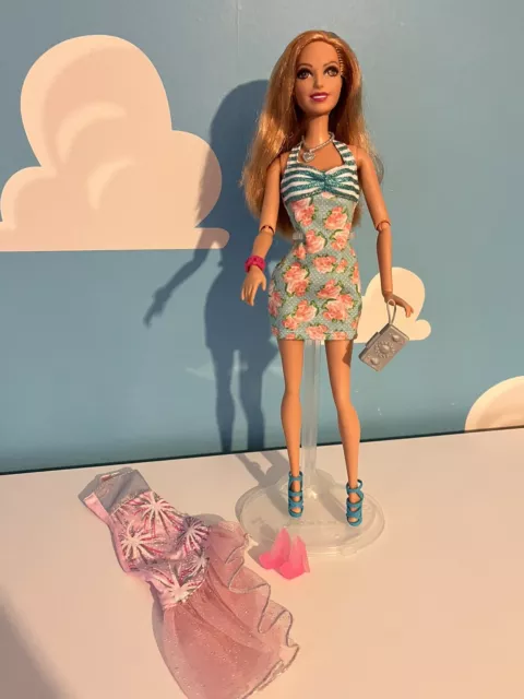 Mattel 2011 Barbie Fashionistas Summer Doll