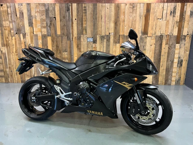 Yamaha shop r1 4c8