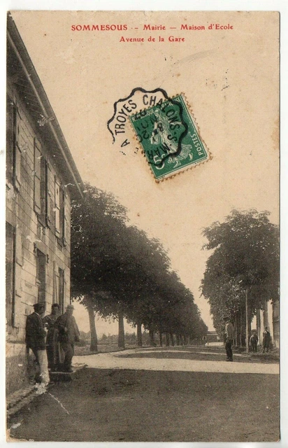 SOMMESOUS - Marne - CPA 51 - Mairie - Maison d'école - Avenue de la gare