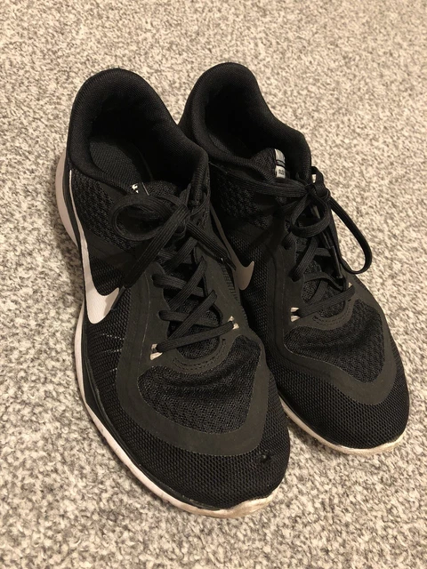 Nike womens flex supreme tr 6 deals low top lace up running sneaker