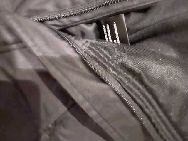 Schwarze Bequeme Super Praktische Skihose Schneehose Gr. 98 wasserdicht 3