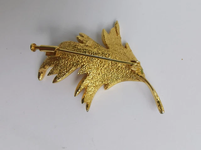 Broche Feuille Vintage En Métal Doré Signée Auriège Paris - Occasion Très Bon état