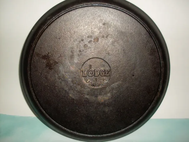 Lodge 90G 10 1/2” inch Old Style Cast Iron Flat Griddle Skillet Pan Made In USA