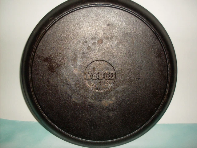 Lodge 90G 10 1/2” inch Old Style Cast Iron Flat Griddle Skillet Pan Made In USA