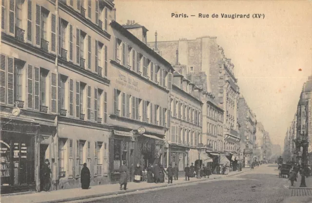 CPA 75 PARIS XVe RUE DE VAUGIRARD