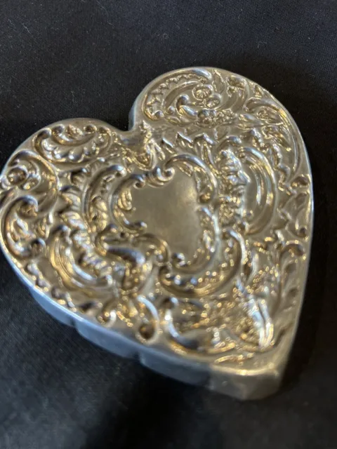 William Comyns 1899 Repousee Heart Shaped Pin Dish