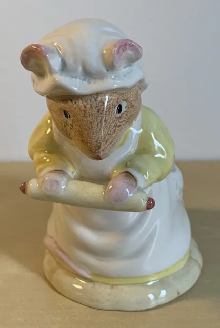 Royal Doulton, Brambly Hedge, DBH15, Mrs Crustybread. England. EC. No Box.