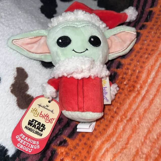 Hallmark Itty Bittys Star Wars Seasons Greetings Grogu Mandalorian Plush 2022