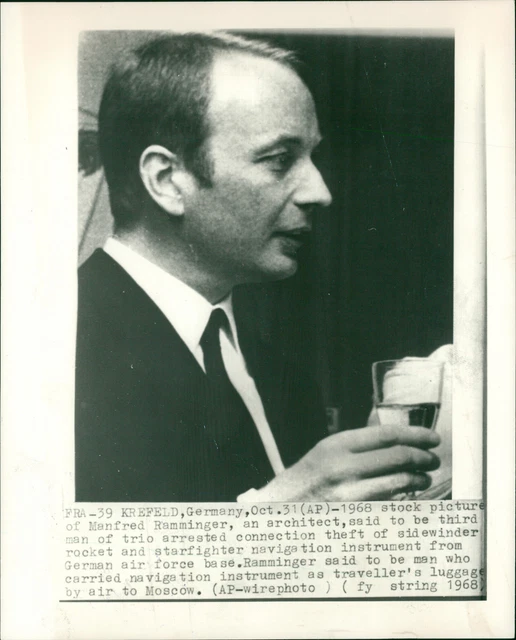 Guided Missile: Sidewinder - Vintage Photograph 1170984
