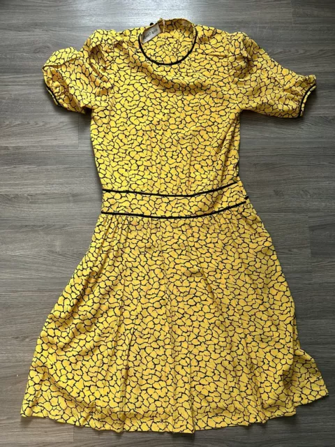 Vintage Albert Nipon Dress Yellow Black Women’s Size 10 100% Silk