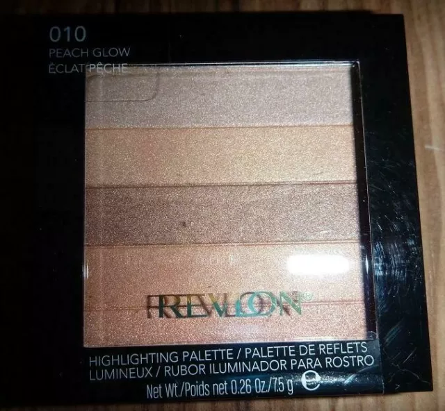 Revlon Highlighting Palette -010 Peach Glow- New