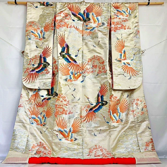 Japanese Kimono Uchikake New and Unused Wedding Pure Silk  japan 1119