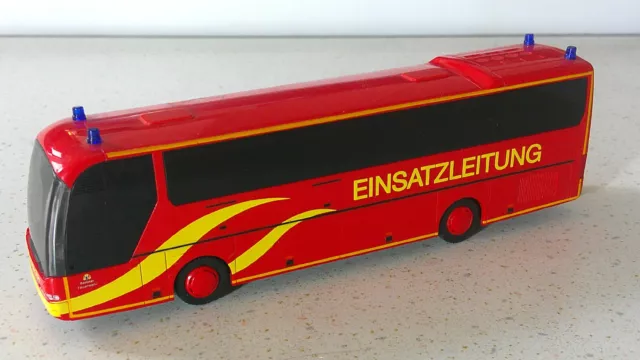 Nr. 1711 Rietze Berliner Feuerwehr Neoplan Euroliner N 3316 SHD Bus Einsatzwagen