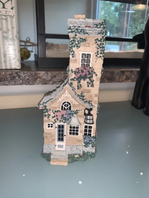 Ivy and Innocence "The Towering Cottage " Limited Edition original packaging