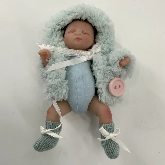 Ashton-Drake "Cute As A Button" Lifelike Vinyl 5" Doll Small Doll Collectors