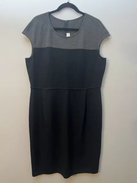 St. John Collection Santana Knit Black Grey Midi Dress Size 16