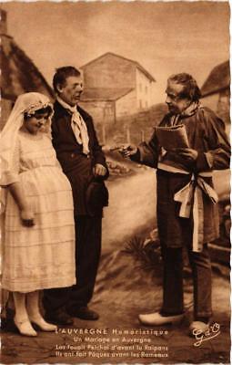 CPA the Auvergne humorous marriage in Auvergne folklore (731786)