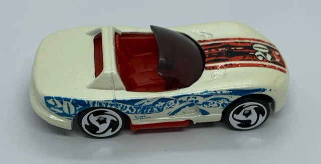 Vintage 1992 Hot Wheels White Dodge Viper Roadster Diecast Car Mattel Truck