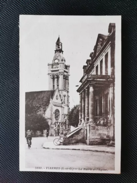 CPA 95 VIARMES - La Mairie et l'Eglise