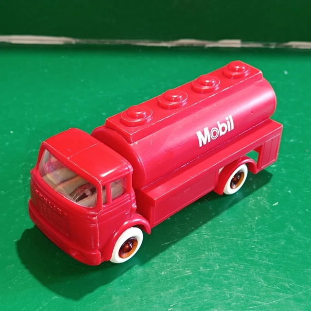 Camion-citerne Miniature Bourbon Berliet GAK, échelle 1:50, Mobil Tanker