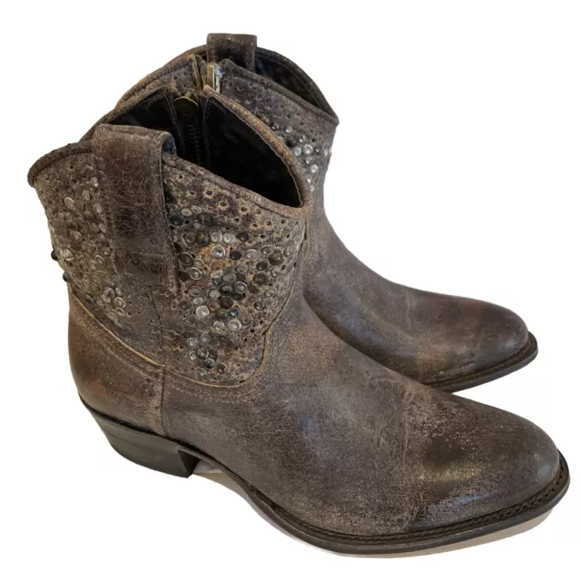 Frye Women’s 7/M Deborah Deco Distressed Brown Studded Ankle Western Boots Zip