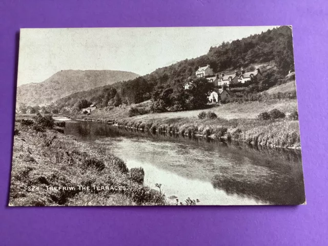 Großbritannien Trefriw The Terraces Vintage Postkarte R46543