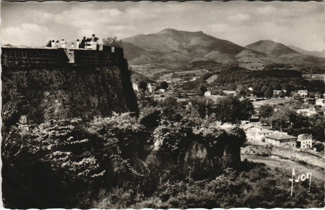 CPA SAINT-JEAN-PIED-de-PORT view of the Vallee and Mont Jarra (1142998)