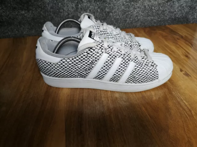 Adidas superstar shop grey snake