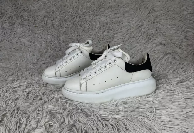 Alexander Mcqueen Sneakers women 37 Oversized Sneaker in White black RRP 500$