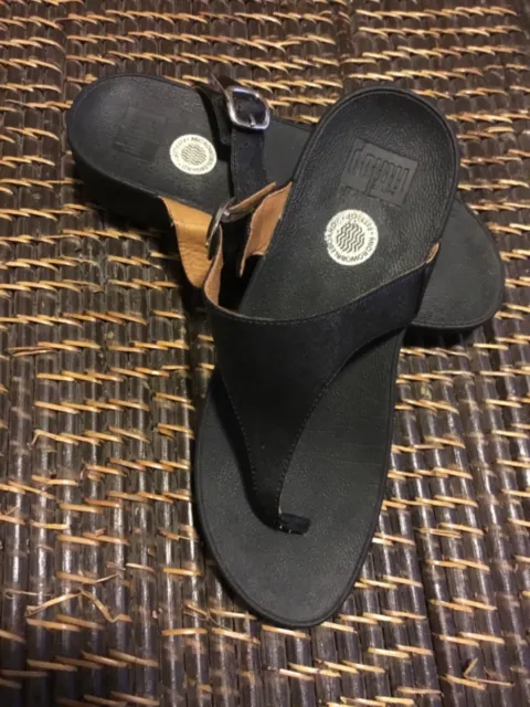 Women’s Fitflop Leather Black Thong Sandals Flip Flops Size 8 (EL)