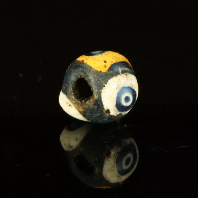 Ancient glass beads: genuine ancient glass eye bead, 3-1 century BCE