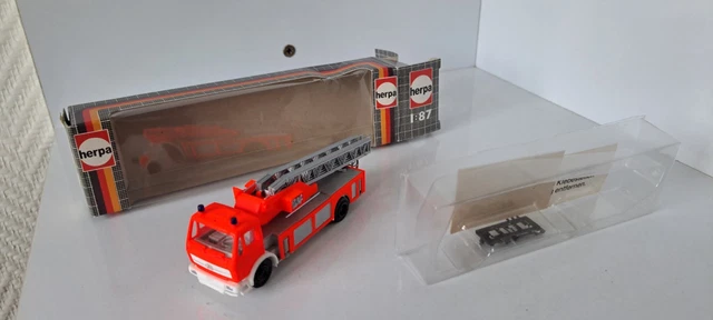 Camion miniature 1/43 schuco pompiers mercedes L319 - Collection