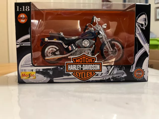 LOTE 2 MOTOS Maisto Harley Davidson Fxsts Springer Softail