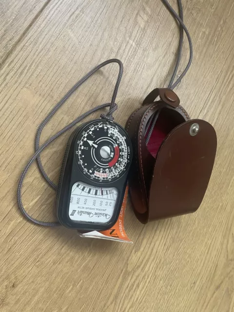 WESTON MASTER III UNIVERSAL EXPOSURE / LIGHT METER MADE IN ENGLAND Mk3