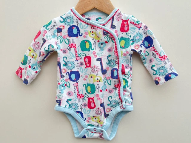 Pacchetto di abbigliamento per bambine età 3-6 mesi noce moscata Primark Tu 3