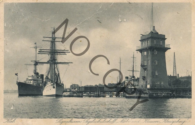 FOTO PK REICHSMARINE Segelschiff Niobe neben Kreuzer Königsberg K1.35
