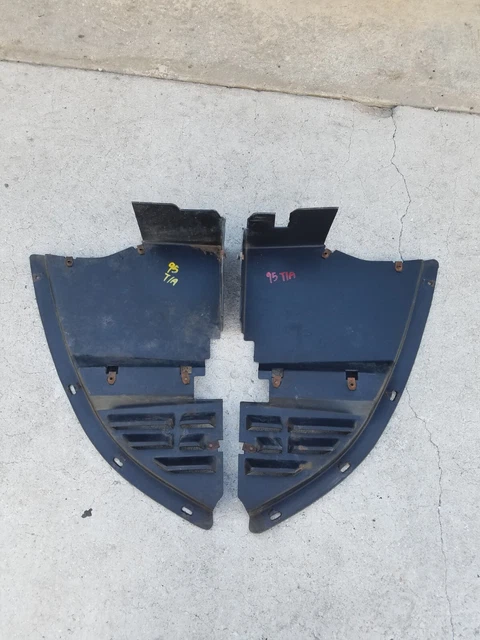 93-97 Camaro Firebird Lower Radiator Support Valance Air Dam Deflectors LH & RH