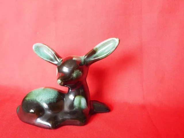 vintage blue mountain pottery small Fawn/deer blue green glaze