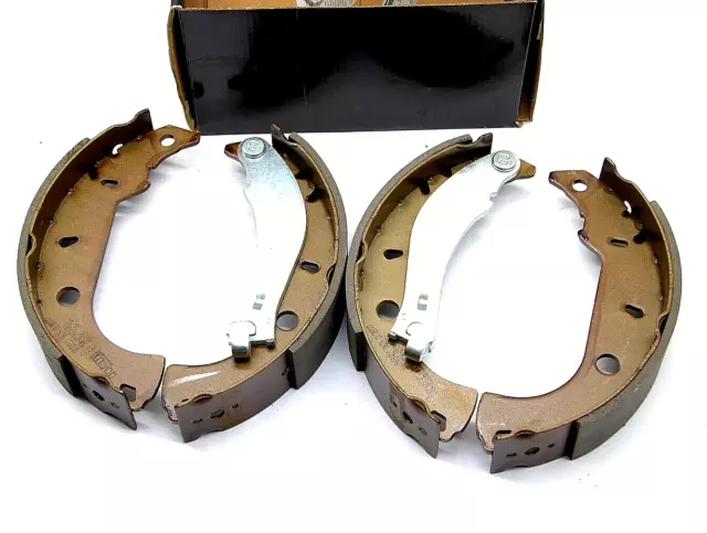 Rear Brake Shoes Kit Set X4 For Fiat Alfa Romeo 147 Marea Brava Bravo Bbs0221