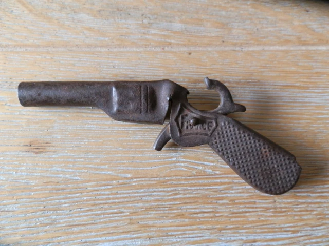 Pistolet à Amorces Ancien Brownie-Gun – Tôle – Occasion – Manque Le Piston