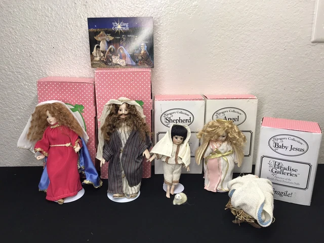 Paradise Galleries Treasury Collection Christmas Nativity 5 Piece Lot