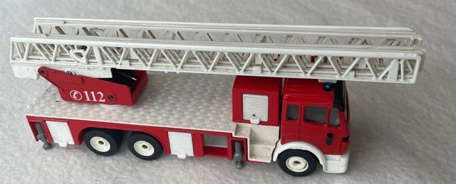 Camion de Pompiers Américains FDNY 156 - PCX870234 - HO 1/87