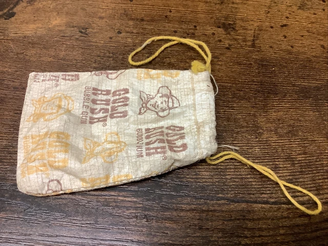 RARE VINTAGE 1960s GOLD RUSH BUBBLE GUM BAG/POUCHE