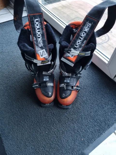 Skischuhe Salomon Größe 42, Farbe schwarz/orange
