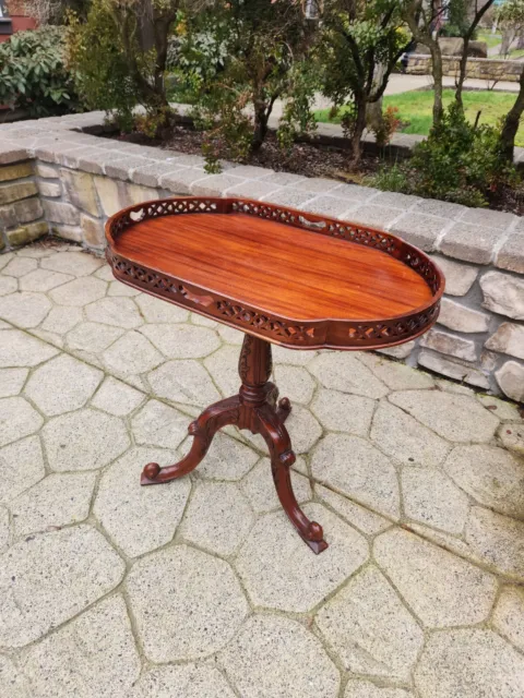Mahogany Lamp Table / Parlor Table-Antique