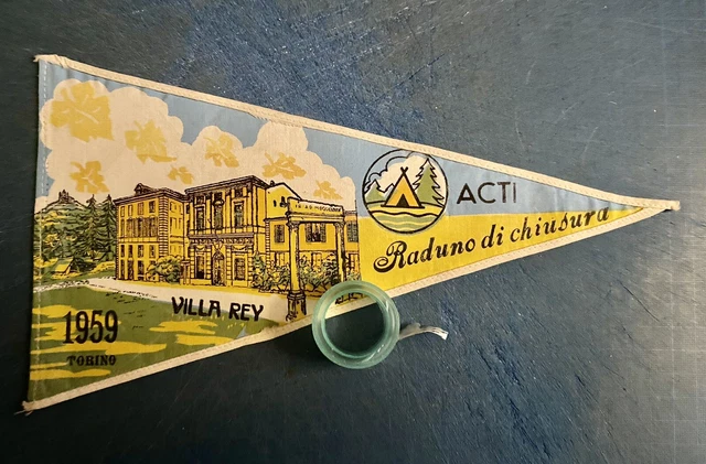 Rara e originale Bandierina per Vespa: VILLA REY-Torino 1959