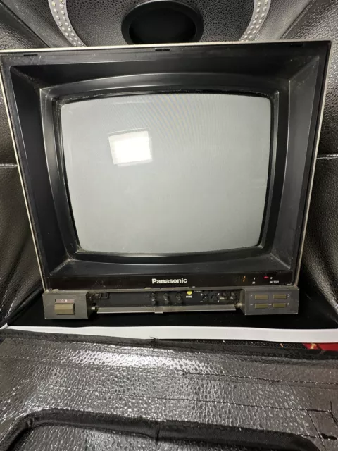 Panasonic TC 1100G TV/monitor portatile a colori vintage 14 pollici