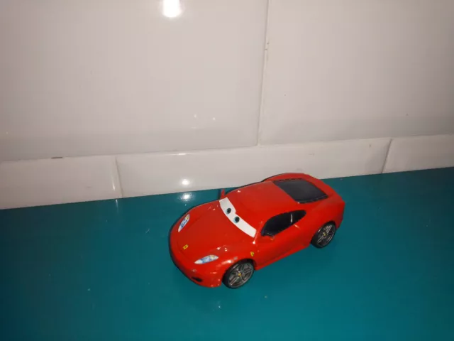 BAC2 Voiture métal Mattel Cars Disney Pixar ferrari F430