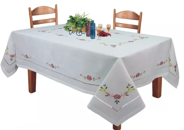 Creative Linens Hemstitch Embroidered Daisy Flower Tablecloth, Napkins White